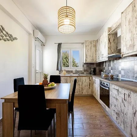Ragoussis Beachfront House *